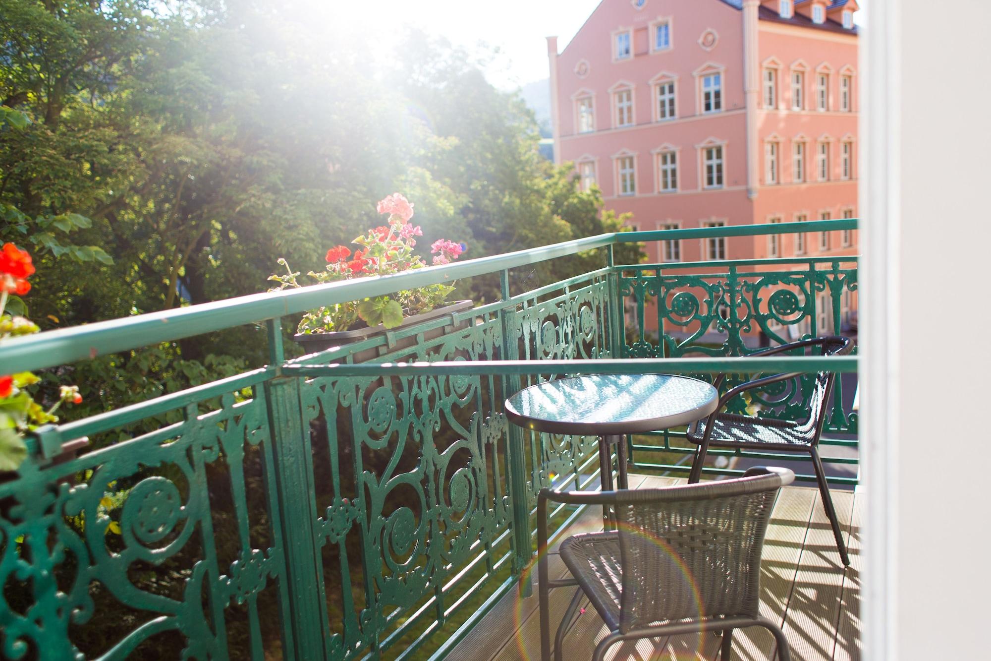 Hotel Ontario Karlovy Vary Exterior foto